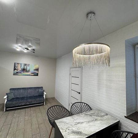 Lux Apartment & Центр,Жк Театральний Rivne Kültér fotó