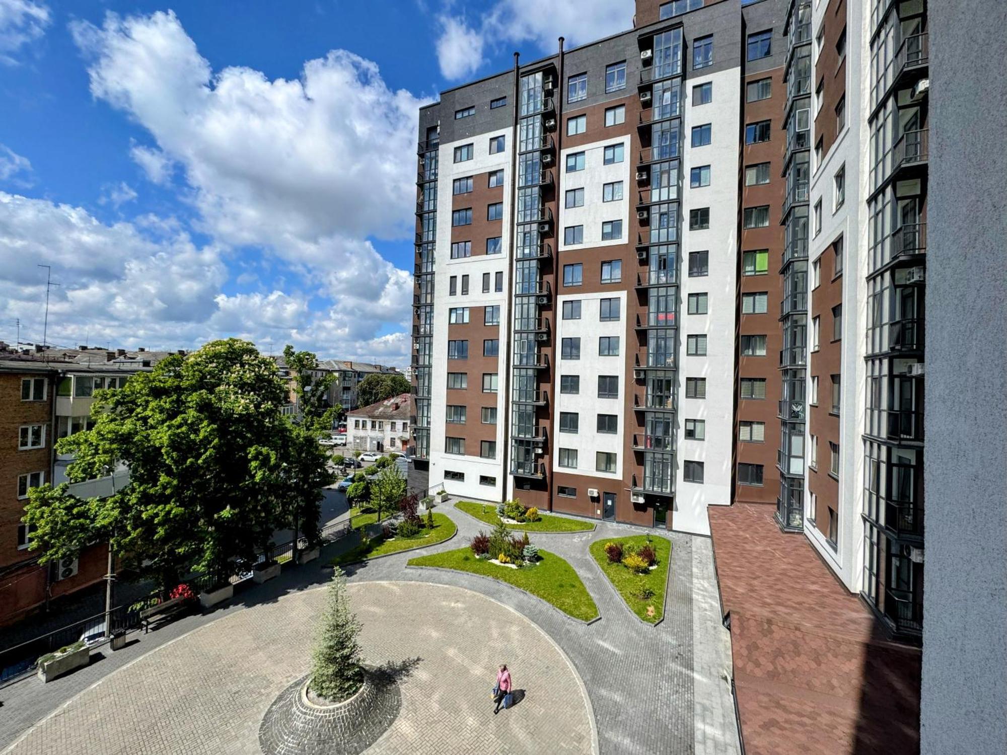 Lux Apartment & Центр,Жк Театральний Rivne Kültér fotó