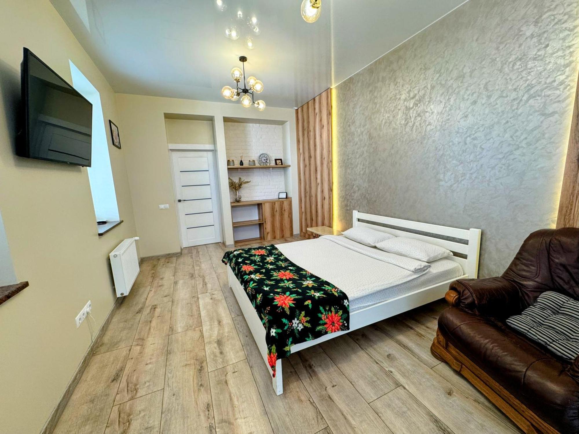 Lux Apartment & Центр,Жк Театральний Rivne Kültér fotó